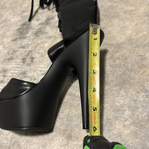 Women’s Black Platform Stiletto Open Lace Up Boots - Picture 13 of 14